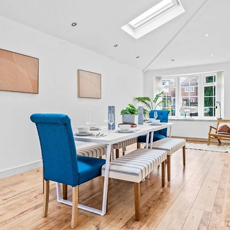 Spacious 5 Bedroom House Nottingham Exterior photo